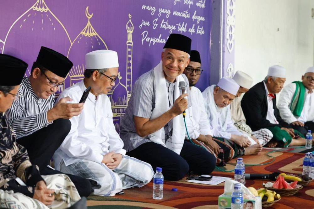 Ganjar Janji Perhatikan Kesejahteraan Guru Agama