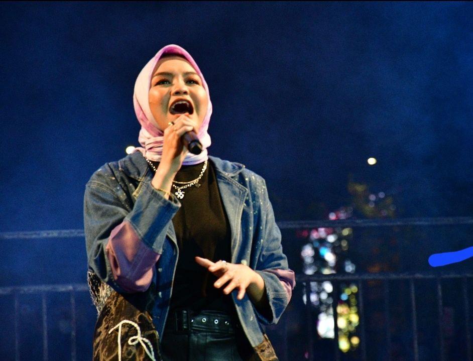 HUT Banjarmasin Dihibur Jukung Hias Tanglong dan Salma Idol