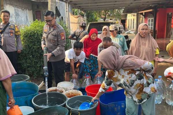 Warga Duren Mekar Depok Dilanda Kekeringan