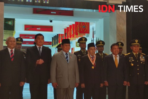 Prabowo Beri Habib Luthfi Penghargaan karena Berjasa Jaga Persatuan RI