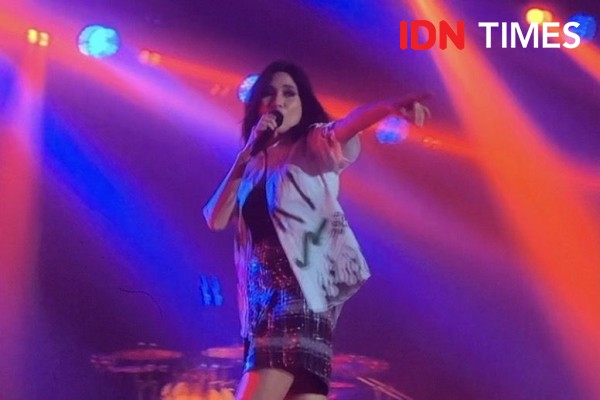 3 Momen Terbaik NIKI di Konser Nicole World Tour 2023 in Jakarta