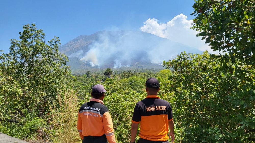 Kebakaran Hutan di Gunung Agung Capai Luasan 500 Hektare