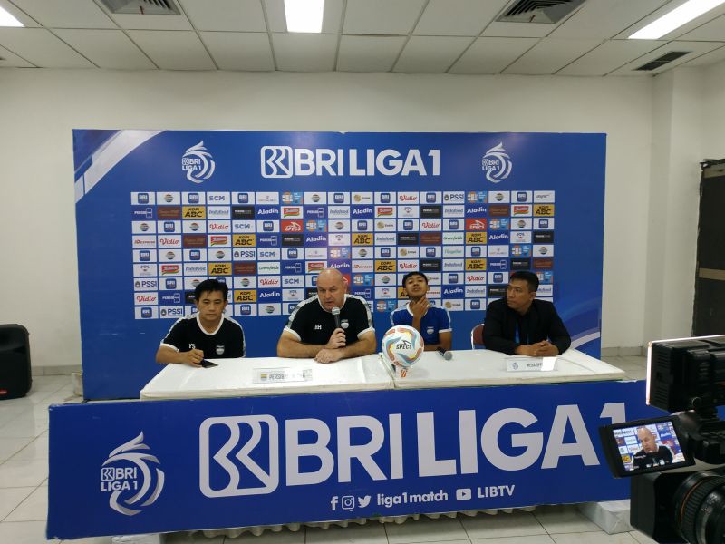 Konsistensi Persib Diuji Jelang Paruh Musim Liga Indonesia