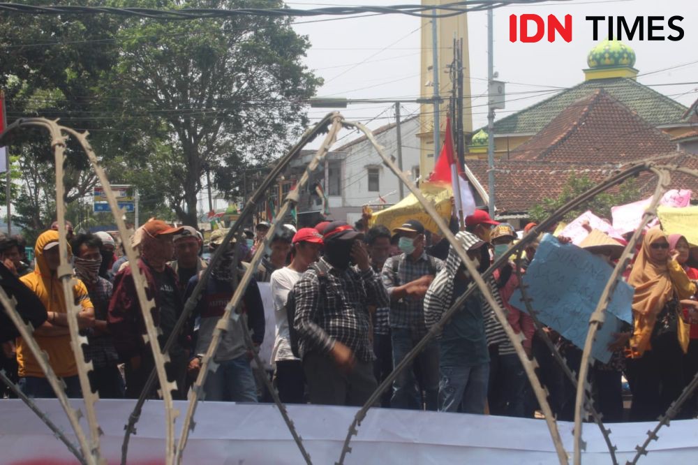 Ratusan Petani Singkong Lahan PT BSA Demo: Kami Merasa Diintimidasi