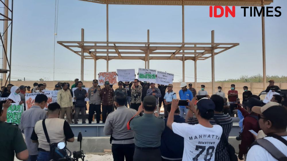 Ratusan Warga Jiken Gelar Aksi Protes Pembangunan Pabrik Kalsium