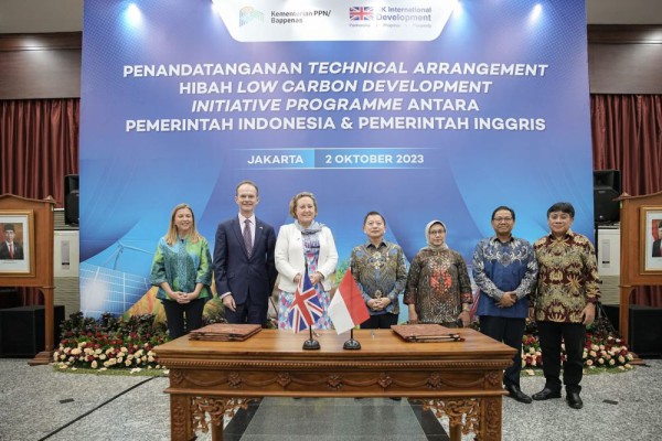 Inggris Gelontorkan Rp514 M untuk Indonesia Capai Emisi Nol Karbon