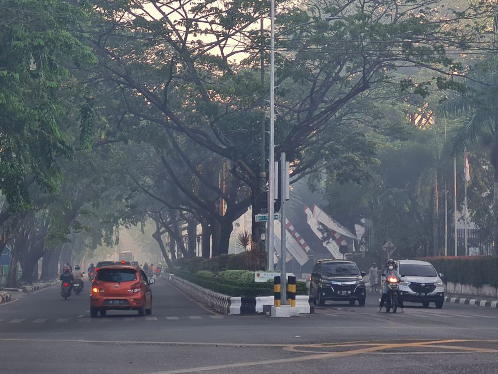 Kabut Asap Makin Parah di Banjarmasin, Pelajar Belajar di Rumah