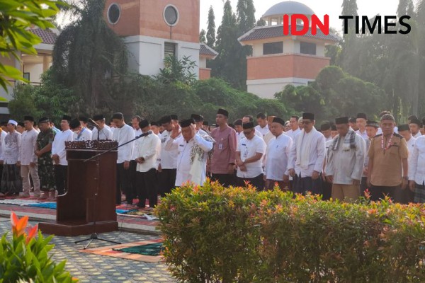 Dipimpin Wali Kota, ASN Depok Salat Istisqa Minta Hujan 