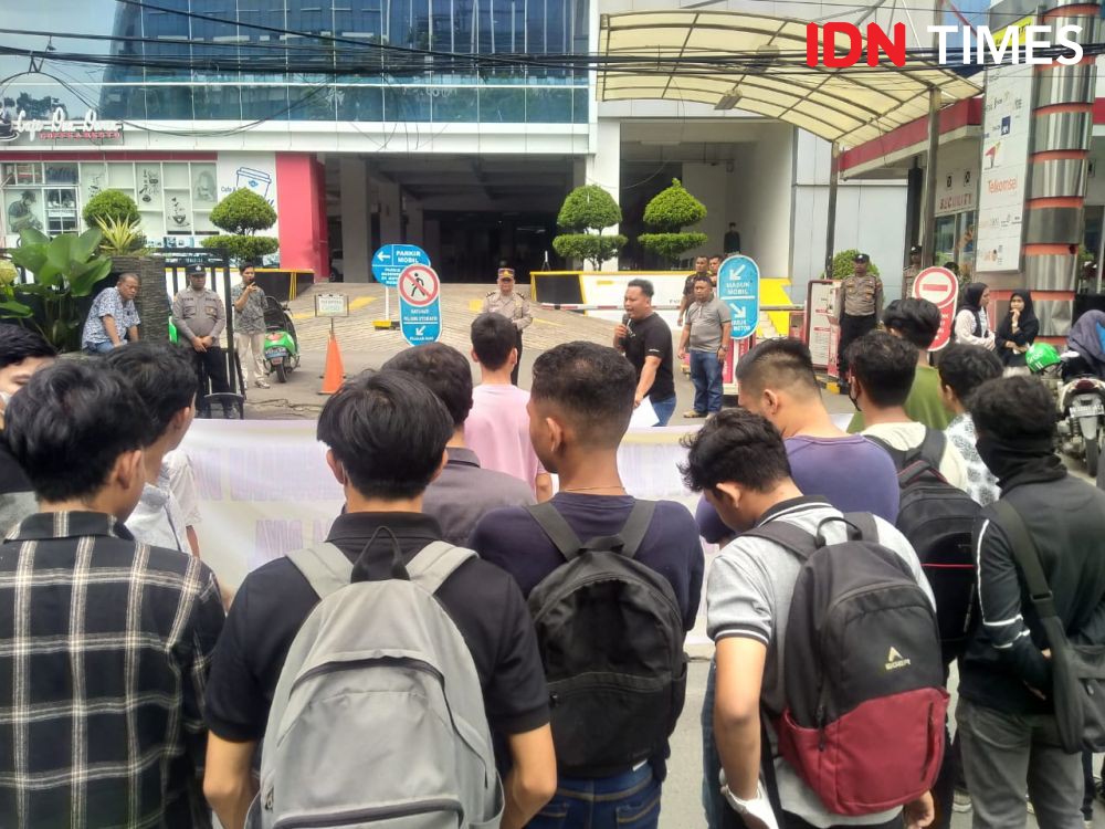 Massa Komadsu Demo, Tuding Vendor Telkomsel Curi Data Warga Langkat