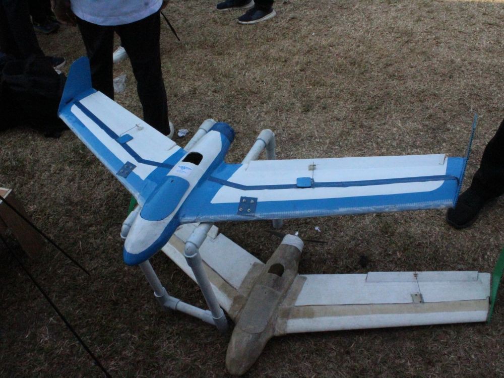 Mahasiswa UNY Buat Pesawat Flywing Berbahan Komposit Serat Rami