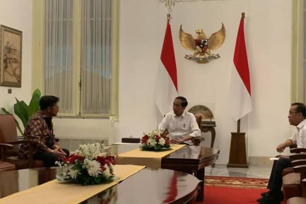 Jokowi Dan Syahrul Yasin Limpo Bertemu, Duduk Satu Meja