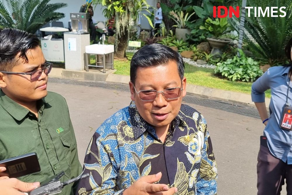 Perdana Jadi Plt Mentan Arief Bahas Beras Bareng Jokowi