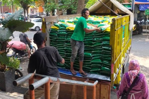 Stabilkan Harga Beras, Pemkot Yogyakarta Gelar Operasi Pasar