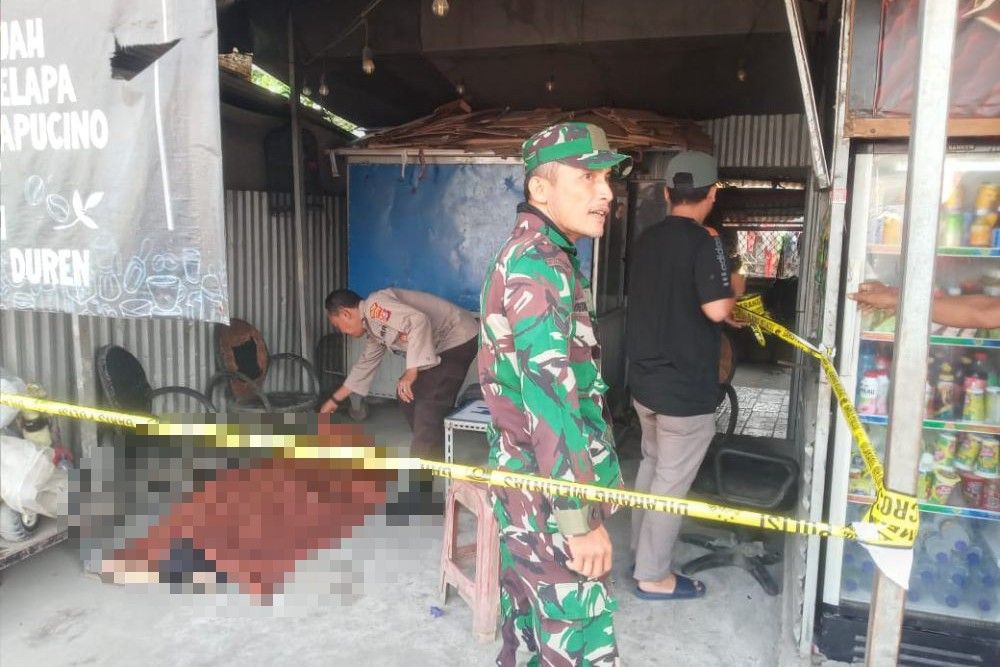 Buruh di Serang Meninggal Misterius di Warung Pinggir Jalan