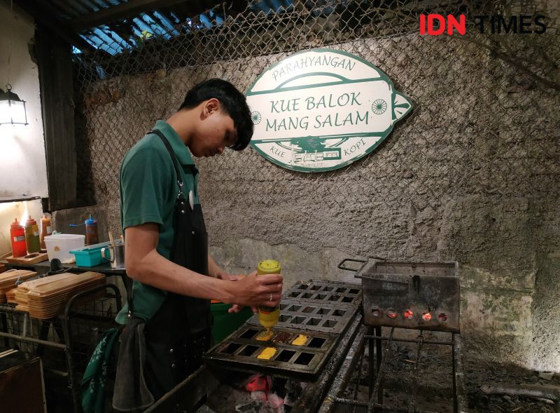 Kisah Rifki dan Kue Balok Mang Salam, Asa Difabel Setara Dalam Bekerja