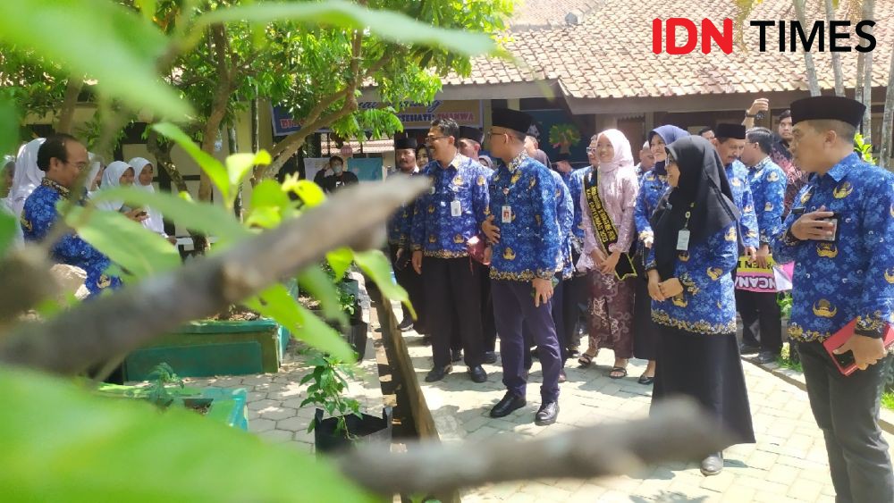 Pj Bupati Banyumas Tilik SMA 1 Wangon, Sekolah Rintisan Kependudukan 