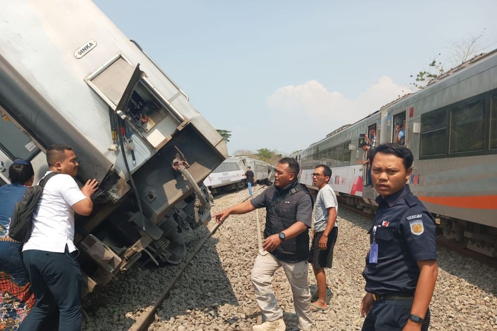 KAI Pastikan Tak Ada Korban Jiwa dalam Kecelakaan KA di Kulon Progo