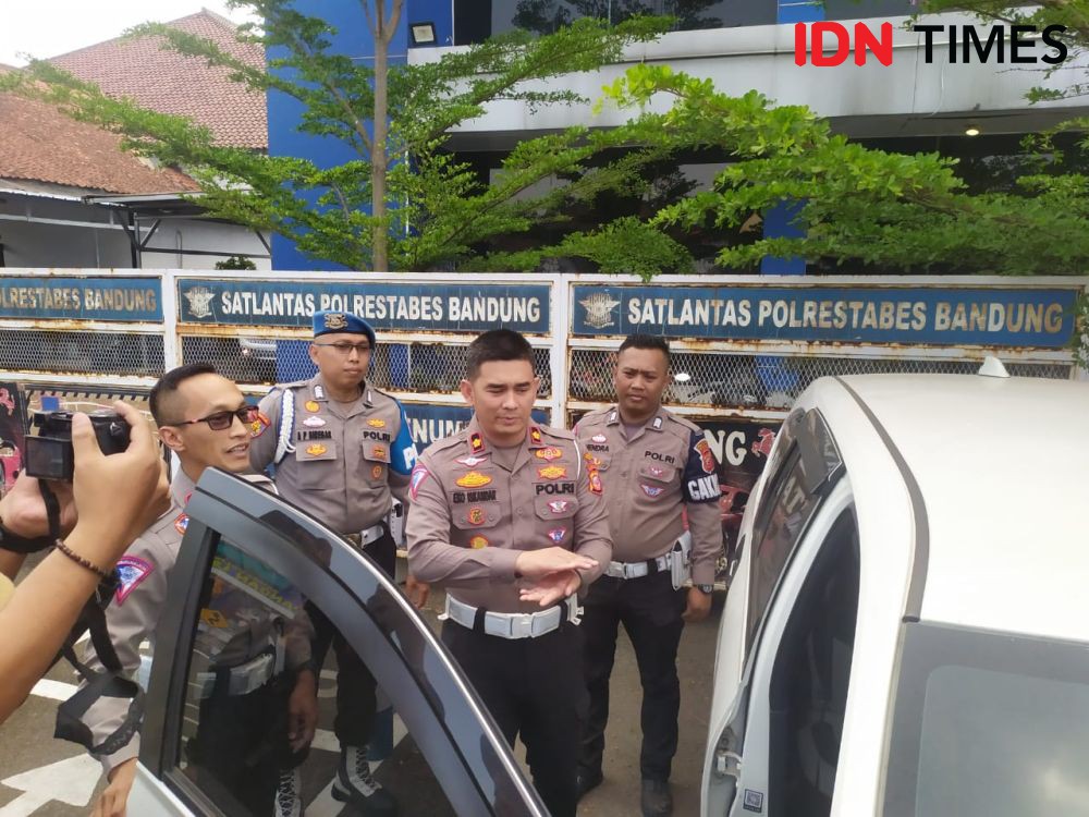 Tabrak dan Seret Motor di Bandung, Pengendara Mobil  Jadi Tersangka