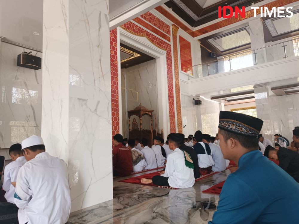 Mengenal Ponpes Yatim Piatu Riyadhus Sholihin, Kedepankan Teknologi