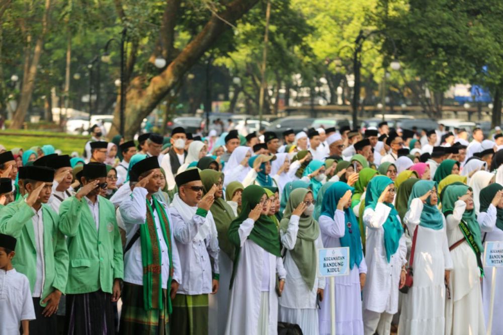 Walkot Bandung Ajak Santri Bangun Situasi Kondusif saat Pemilu 2024