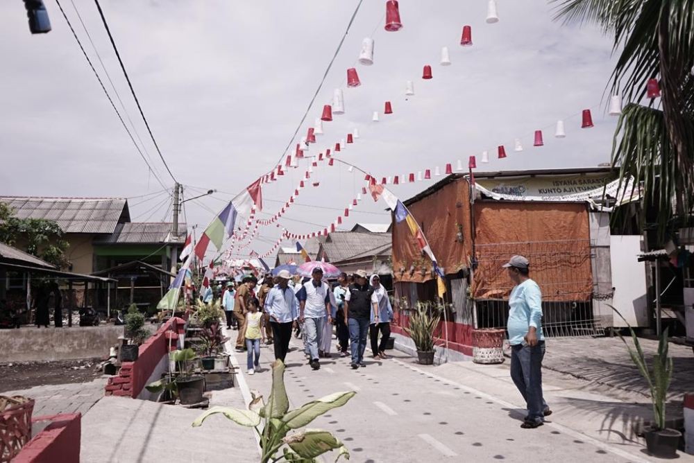 Pelindo Group Bina Kampung dan Gelar Lomba Pentas Seni Daur Ulang