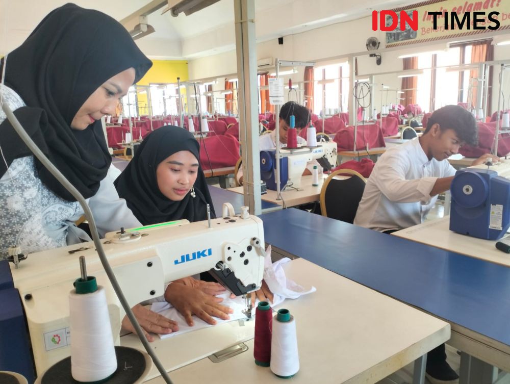 Problematika Lulusan Santri di Indonesia Sulit Terserap Kerja