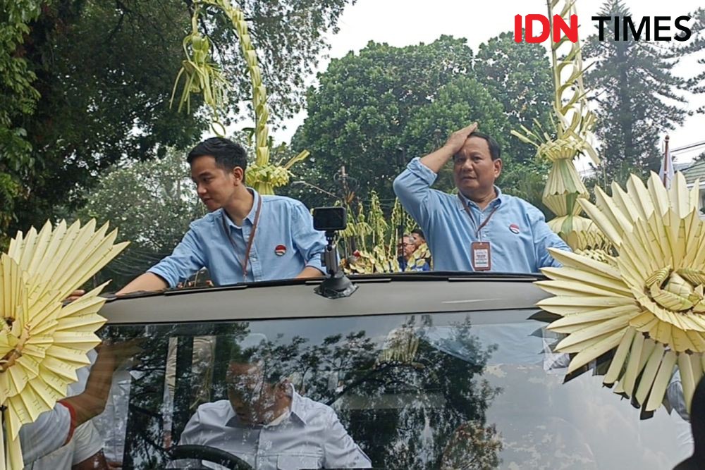 Terungkap! Mitos "Jokowi Orang Baik" Dikuliti Novelis Okky Madasari, Video Lawas Kembali Viral