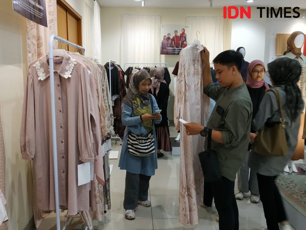 Pangsa Pasar Fesyen Muslim Indonesia Jadi Keuntungan Bagi Jenama Lokal