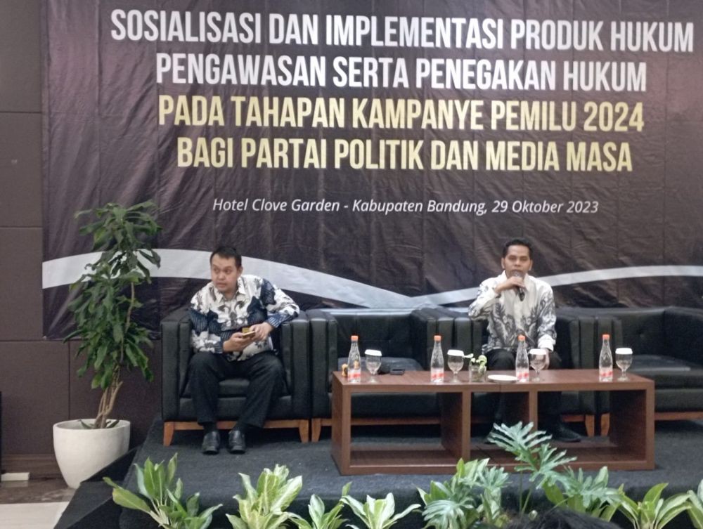 Sumpah Pemuda, Ribuan Pesepeda Napak Tilas Jejak Soekarno di Bandung