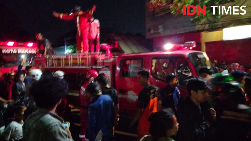 10 Rumah di Makassar Terbakar, Diduga Akibat Lilin saat Mati Lampu