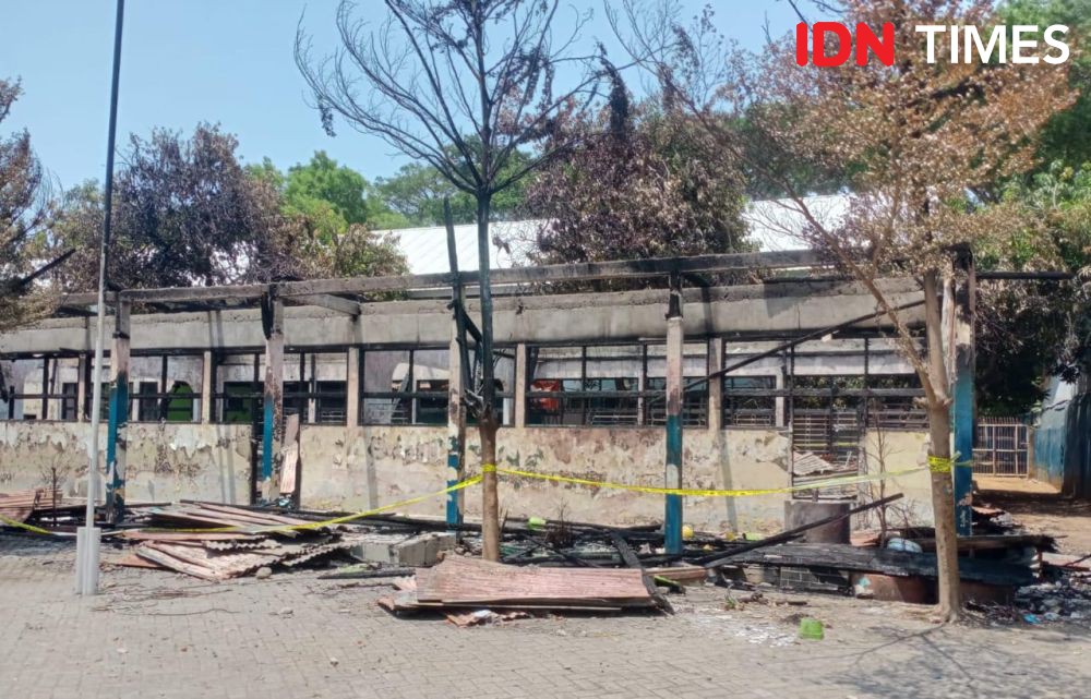 3 Ruangan Guru SMPN 8 Makassar yang Terbakar Ternyata Bangunan Tua