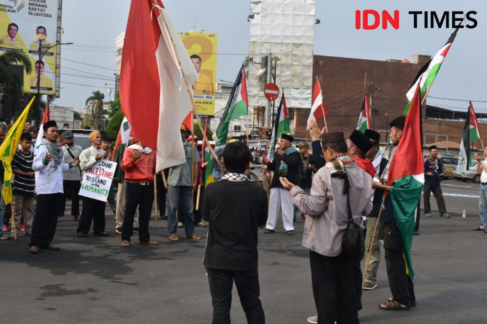 Ratusan Massa Aksi Bela Palestina di Bandar Lampung: 'Go To Hell USA'