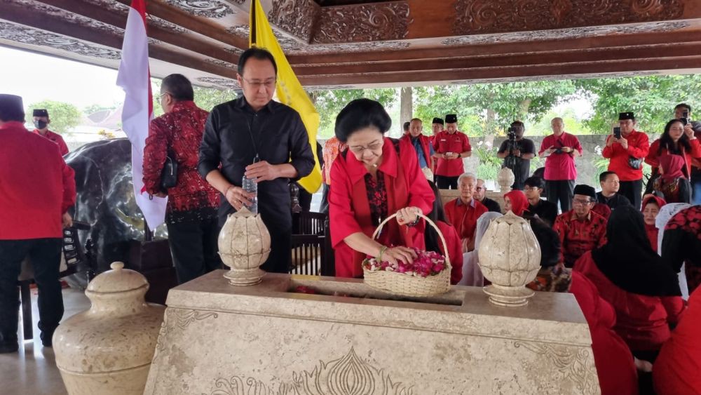 Megawati Ziarah ke Makam Bung Karno, Enggan Bahas Elektoral
