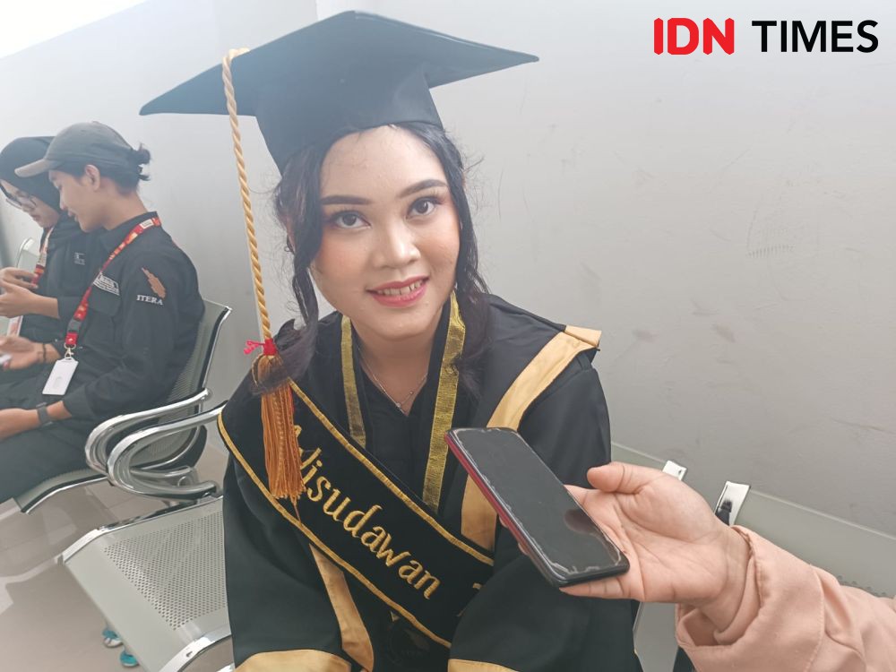 [Wansus] Grisella Sinulingga, Mahasiswi Rantau Wisudawan Terbaik ITERA