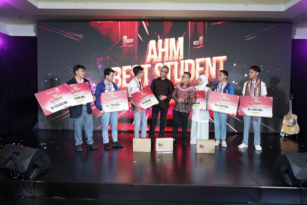 Water Purifier Tenaga Surya Jadi Juara di AHM Best Student 2023 