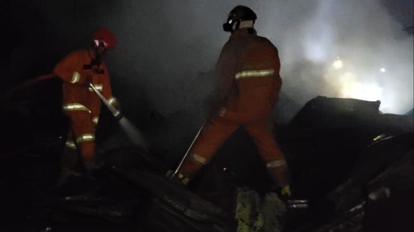 10 Rumah Gubuk di Makassar Terbakar, Diduga karena Korsleting