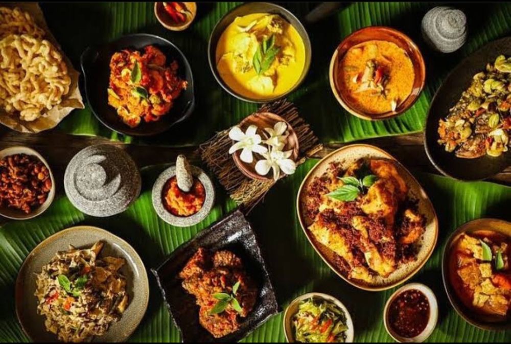 Rekomendasi Tempat Makan Keluarga di Kota Metro Khas Masakan Nusantara