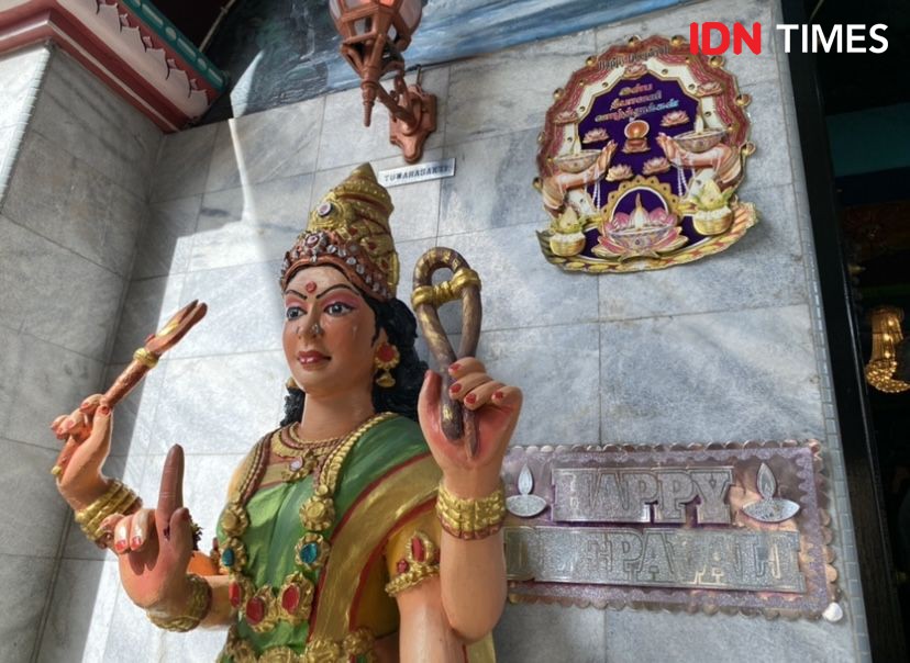 Ribuan Umat Hindu Rayakan Deepavali di Kuil Shri Mariamman