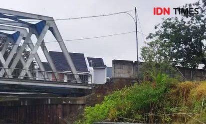 Banyumas Mulai Diguyur Hujan, Talud Sungai Kalireja di Sumpiuh Longsor