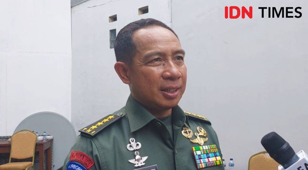 Hari Ini Dpr Sahkan Jenderal Agus Sebagai Panglima Tni