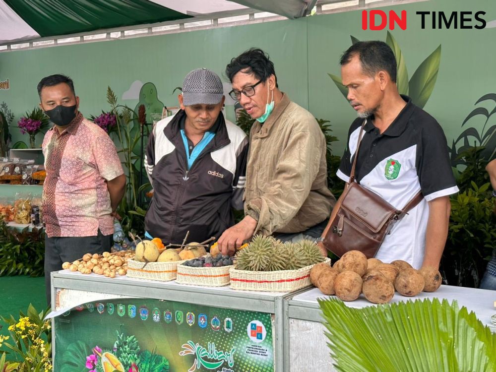 Puluhan Jenis Durian Dipamerkan di Festival Buah Khas Kalimantan Barat