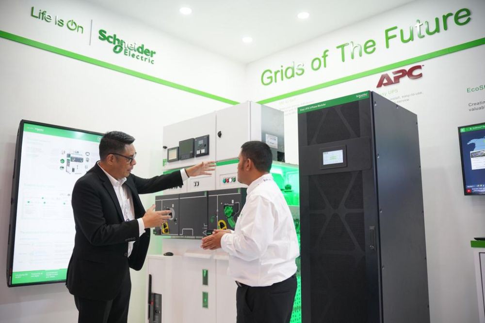 Schneider Electric Pamerkan Solusi Inovatif di Enlit Asia 2023