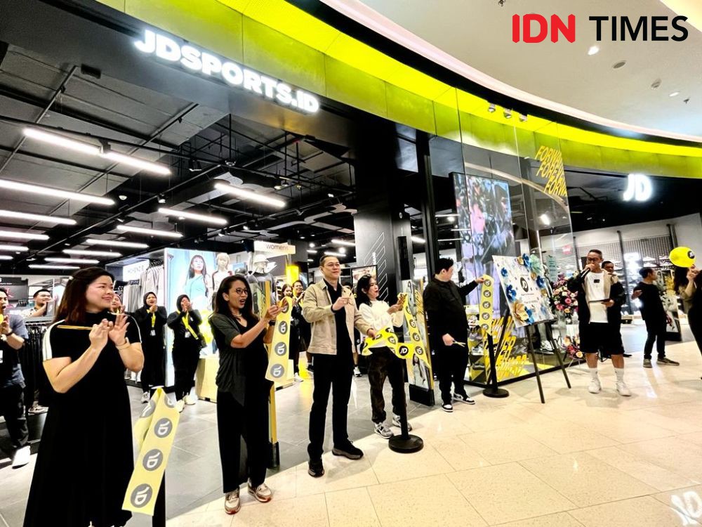 10 Potret Gerai Pertama JD Sport di Semarang, Bikin Kalap Belanja