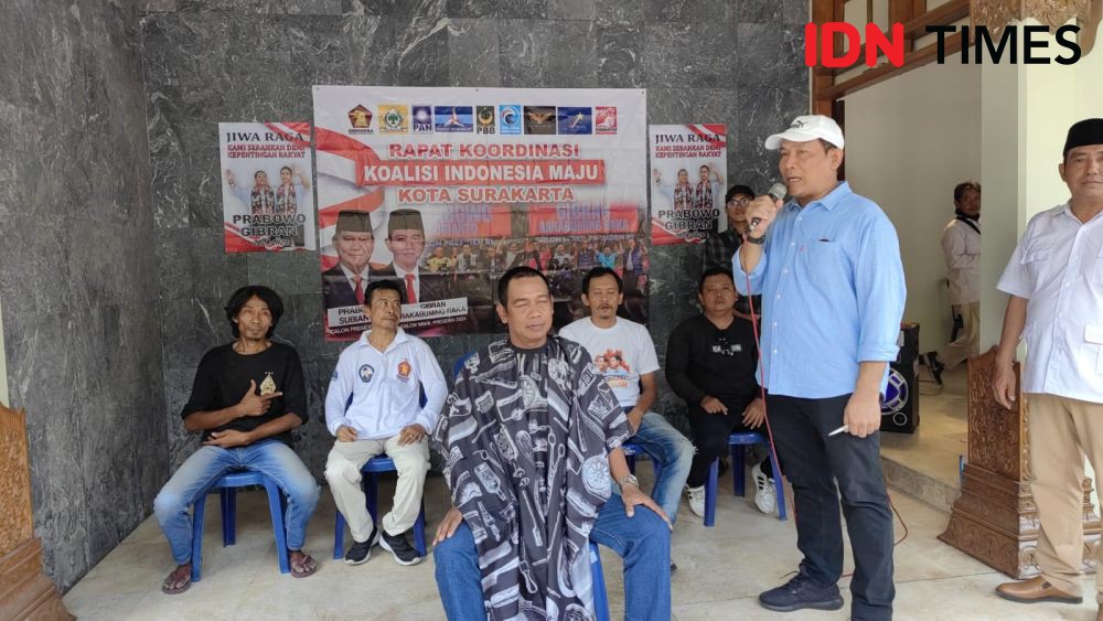 Relawan Prabowo-Gibran Solo Cukur Gundul, Yakin Menang di Kandang PDIP