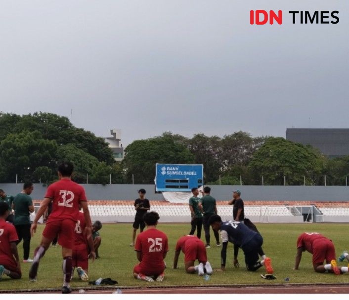 Hendri Susilo: Realistis Sriwijaya FC Berat untuk Bisa Bertahan