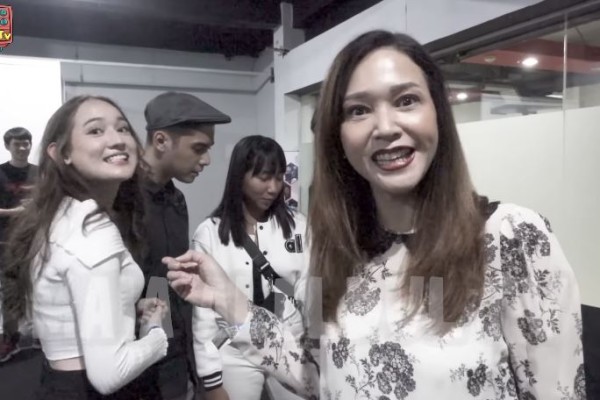 8 Momen Saat Maia Estianty Ketemu Laura Moane, Calon Mantu Kesayangan!