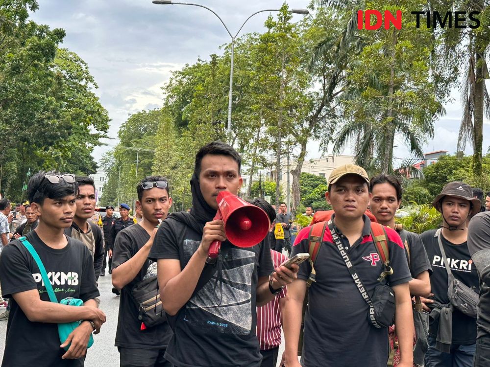 Protes Fasilitas Penginapan, Rombongan HMI Sulawesi Ricuh di Pontianak