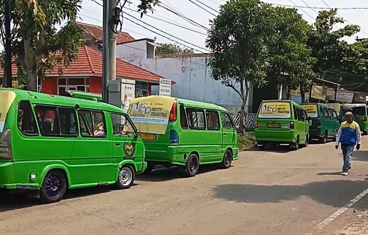 Kampanye Hari Pertama, Caleg DPRD Cianjur Didukung Pengusaha Angkutan
