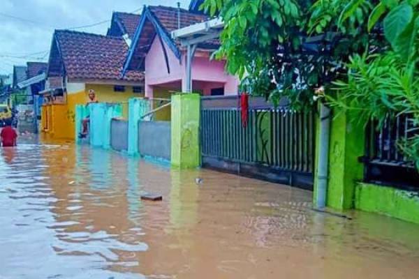 Ribuan KK Di Dompu Terdampak Banjir, Belum Ada Bantuan