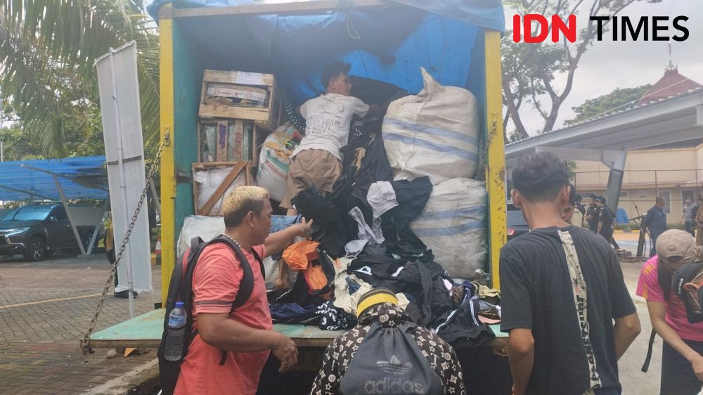 Bea Cukai Musnahkan Barang Ilegal Senilai Rp10 M di Makassar